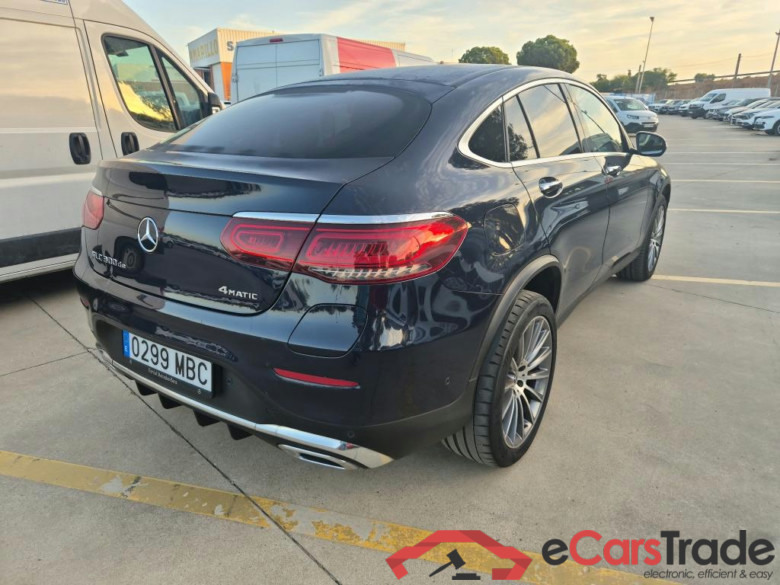MERCEDES-BENZ GLC Coupé / 2019 / 5P / coupé GLC 300 de 4MATIC #2