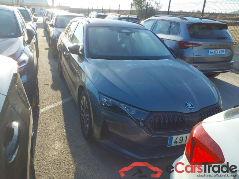 SKODA Octavia 1.5 TSI m-HEV 110 kW (150 CV) DSG 7 vel. Combi Sportline(Winterpack)