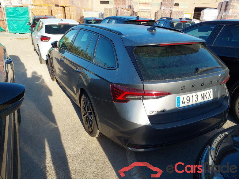 SKODA Octavia 1.5 TSI m-HEV 110 kW (150 CV) DSG 7 vel. Combi Sportline(Winterpack) #2