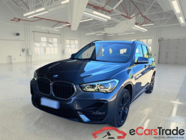 BMW X1 / 2019 / 5P / SUV SDRIVE 18I SPORT #1