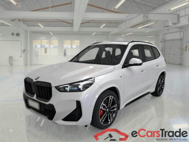 BMW X1 / 2022 / 5P / SUV XDRIVE 23D MSPORT PRO DCT #1