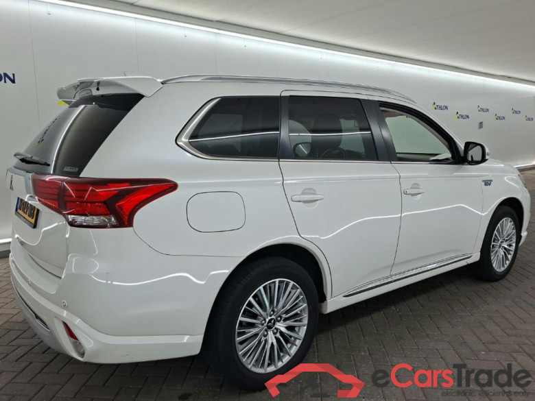 MITSUBISHI Outlander PHEV Intense 5D 165kW uitlopend #3