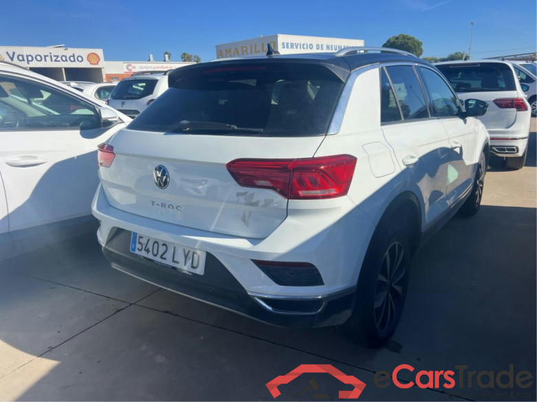 VOLKSWAGEN T-Roc / 2017 / 5P / todoterreno Advance Style 1.5 TSI 110kW (150CV) #2