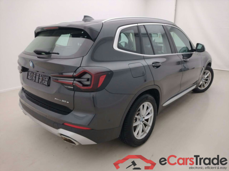 BMW X3 XDRIVE30E AUT #2