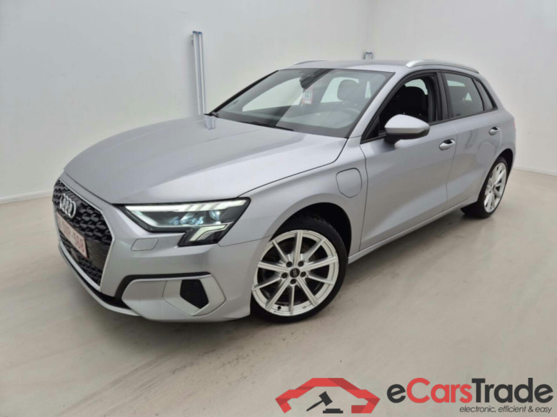 AUDI A3 SPORTBACK 1.4 40 TFSI E ATTRACTION S-TRO #1
