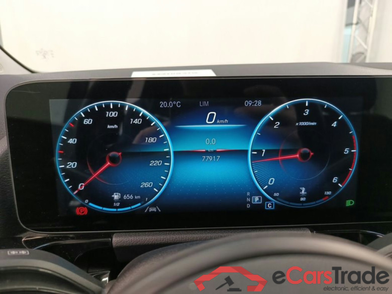 Mercedes-Benz GLA GLA 180 d Business Solution 5d #6