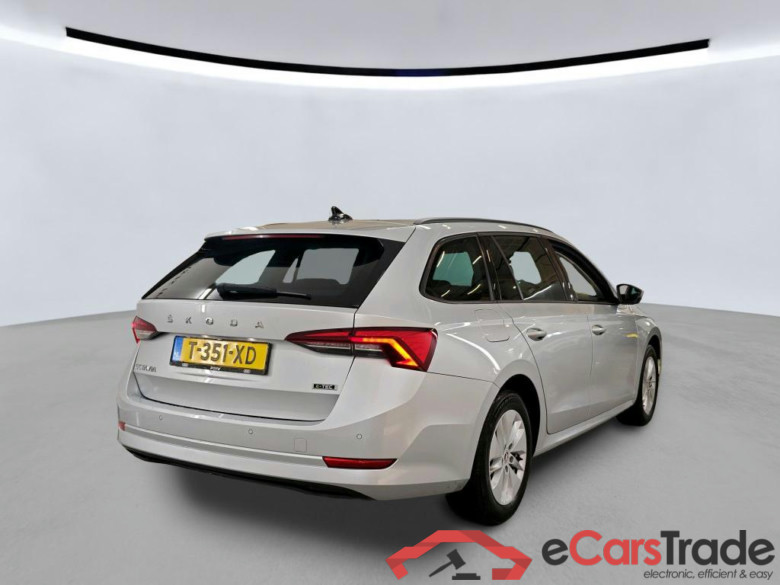 SKODA Octavia Combi 81 kW #6
