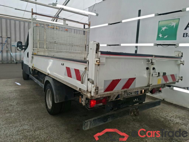 IVECO Daily / 2019 / 2P / Châssis cabine 2.3 35C16H 3750 TOR #2