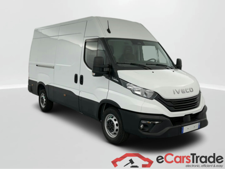 Iveco Daily 35S14BA8 12m³ 140ch BVA8 #1