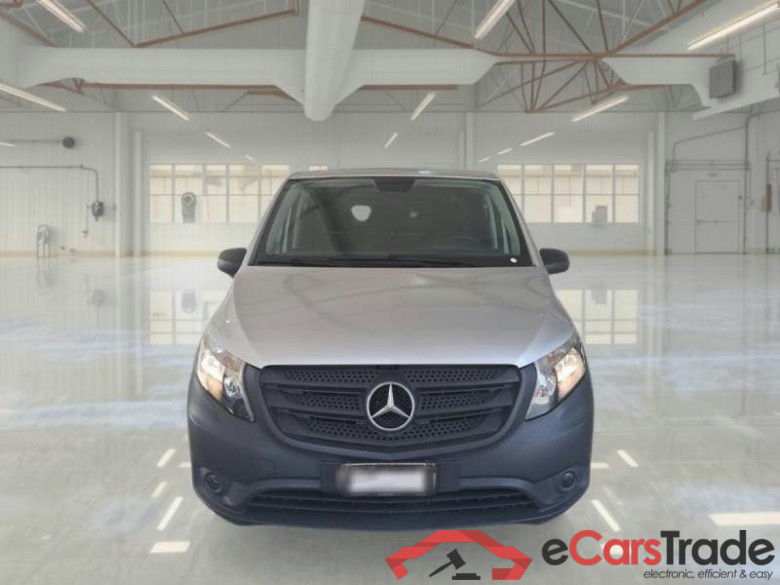 OPEL VIVARO LIFE / 2019 / 4P / COMBI 1.5 DIESEL 120CV SeS L2H1 MT6 #5