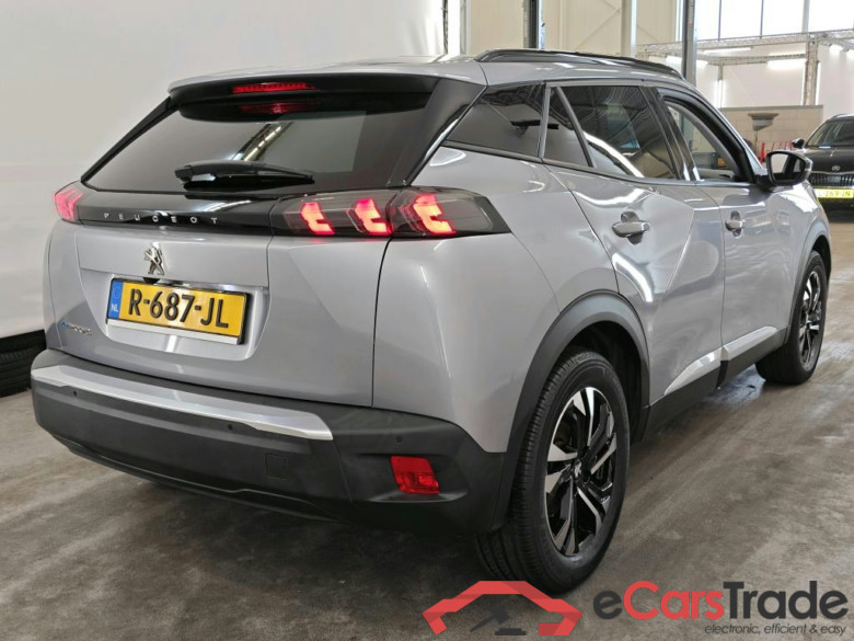 Peugeot e-2008 Allure EV 50kWh 136 5d #2
