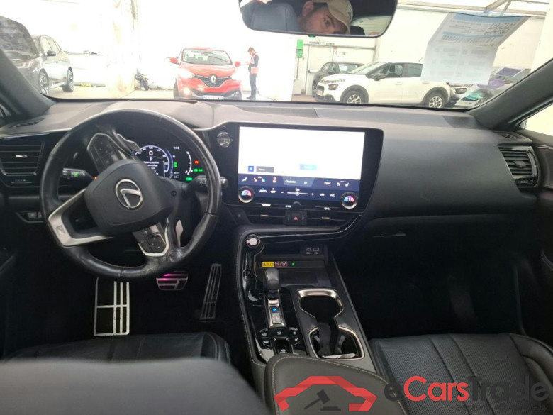 LEXUS NX / 2021 / 5P / SUV 450H+ 4WD F SPORT Executive #6