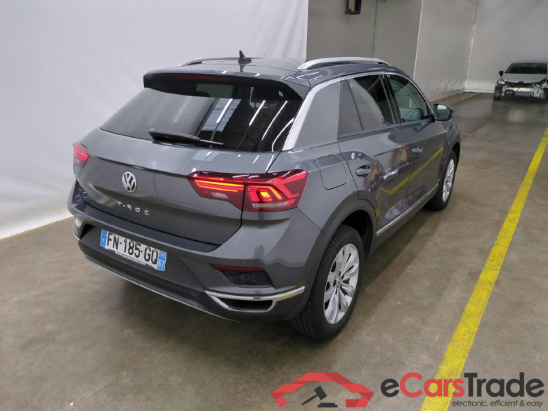 VOLKSWAGEN T-Roc / 2017 / 5P / SUV 1.5 TSI 150 EVO CARAT #3