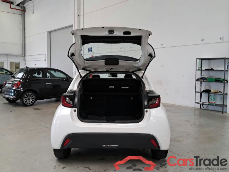 TOYOTA YARIS / 2020 / 5P / BERLINA HYBRID BUSINESS MY20 #5
