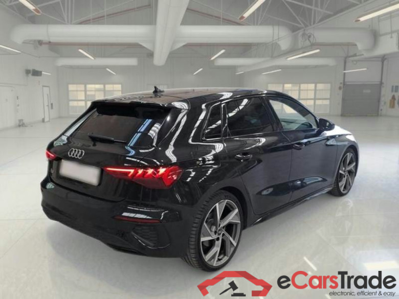 AUDI A3 / 2020 / 5P / BERLINA 35 TDI S TRONIC S LINE EDITION S.BACK #2