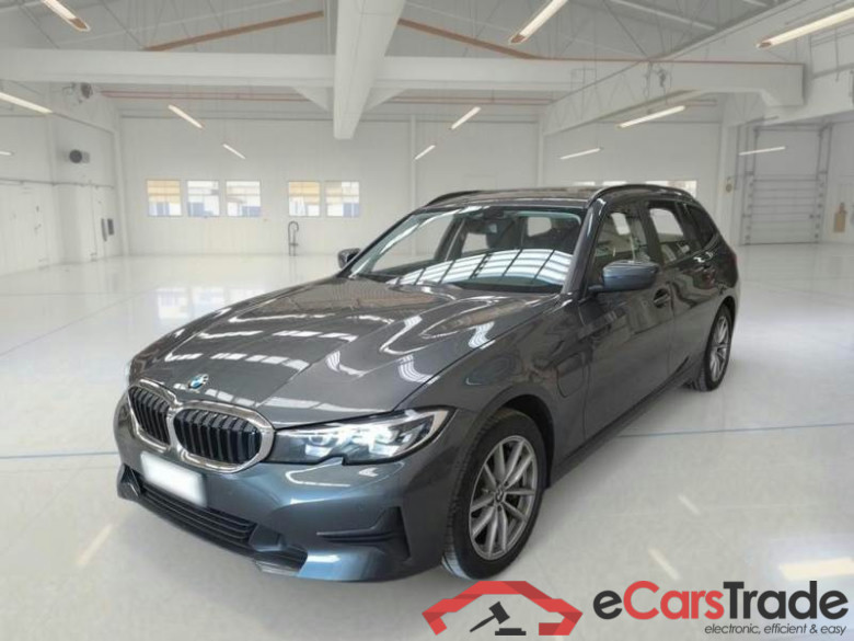 BMW SERIE 3 / 2018 / 5P / STATION WAGON 330E XDRIVE BUSINESS ADVAN. TOURING AUTO #1