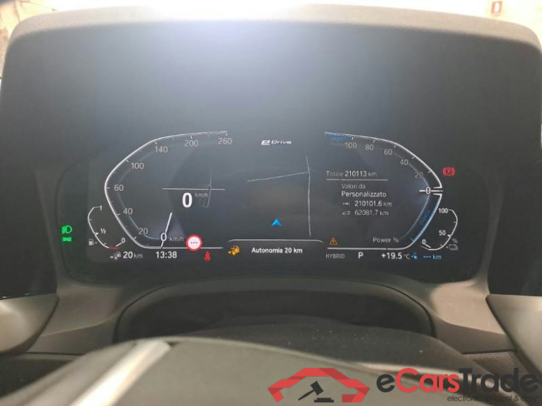 BMW SERIE 3 / 2018 / 5P / STATION WAGON 330E XDRIVE BUSINESS ADVAN. TOURING AUTO #4