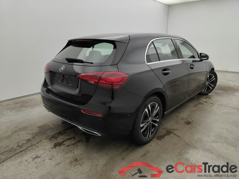 Mercedes-Benz Classe A A 180 Business Line 5d #2