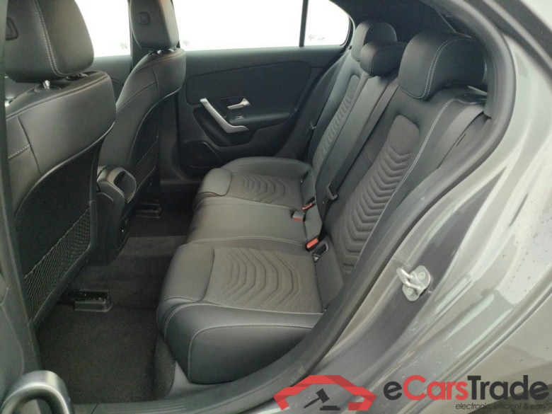 Mercedes-Benz Classe A A 180 Business Line 5d #6