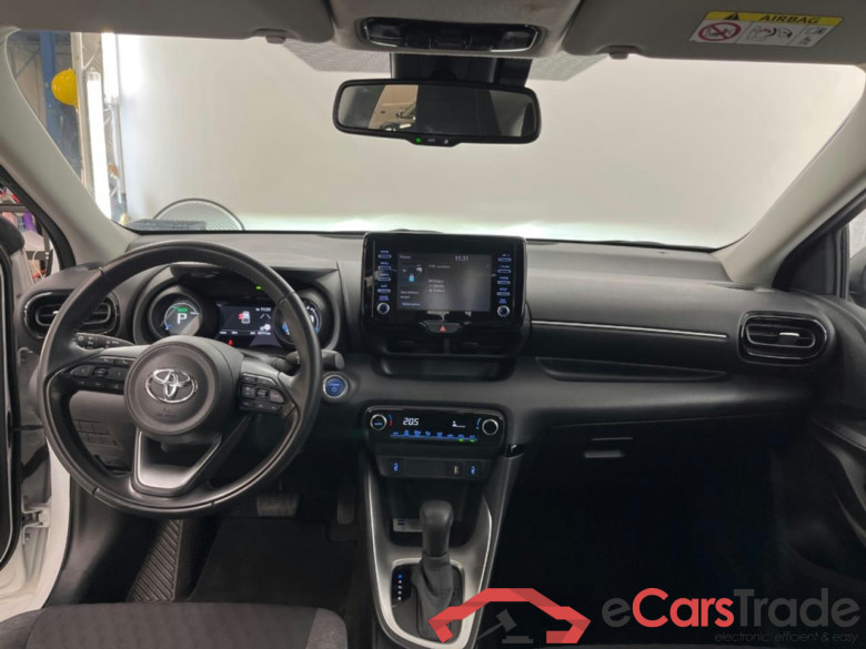 TOYOTA YARIS 1.5 Hybrid Dynamic #6