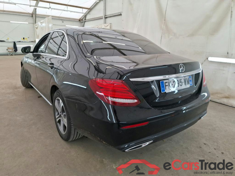 MERCEDES-BENZ Classe E Berline / 2016 / 4P / Berline 2.0 E 220 D AVANTGARDE LINE AUTO #4