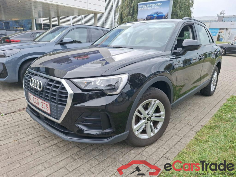 AUDI Q3 1.4 45 TFSI E S TRONIC #6