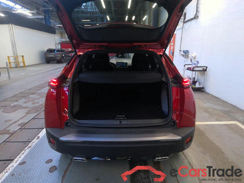 Peugeot 2008 Allure Hybrid 145 ch e-DCS6 #5