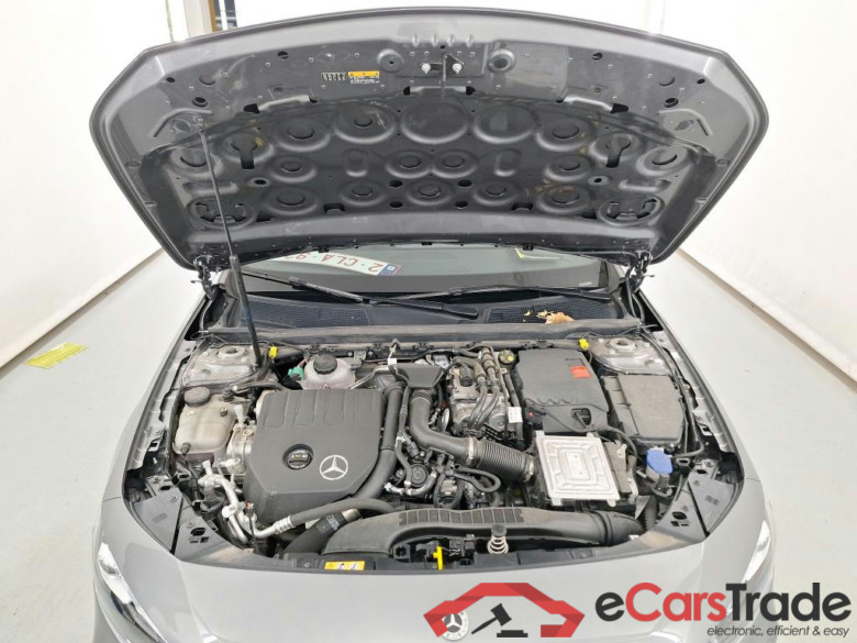 MERCEDES-BENZ A-CLASS LIMOUSINE 1.3 A 250 E LUXURY LINE DCT #5