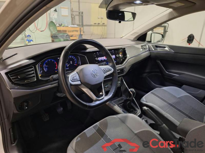 VOLKSWAGEN POLO / 2021 / 5P / BERLINA 1.0 TSI STYLE #3
