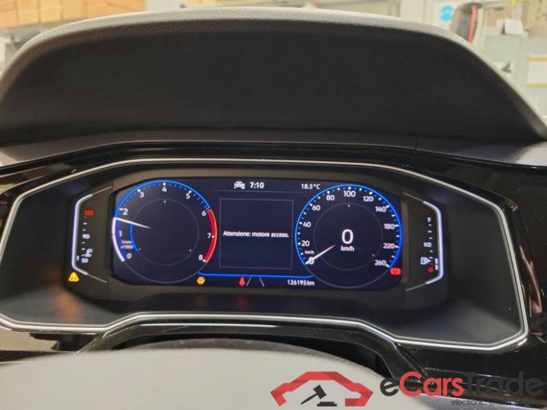 VOLKSWAGEN POLO / 2021 / 5P / BERLINA 1.0 TSI STYLE #4