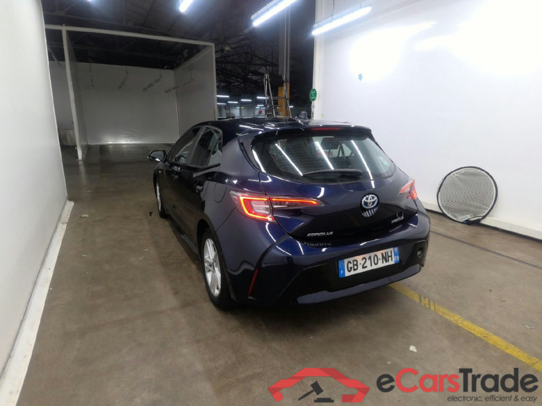 TOYOTA Corolla / 2018 / 5P / Berline Hybride 122h Dynamic Business Stage Acad #3